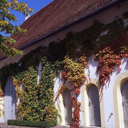 Markgraeflich Badischer Gasthof Schwanen Salem  Exterior photo